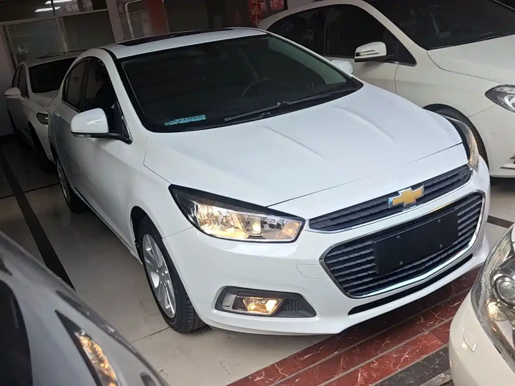 Chevrolet Cruze 2016 1.5L Automatic Luxury Edition фото 4