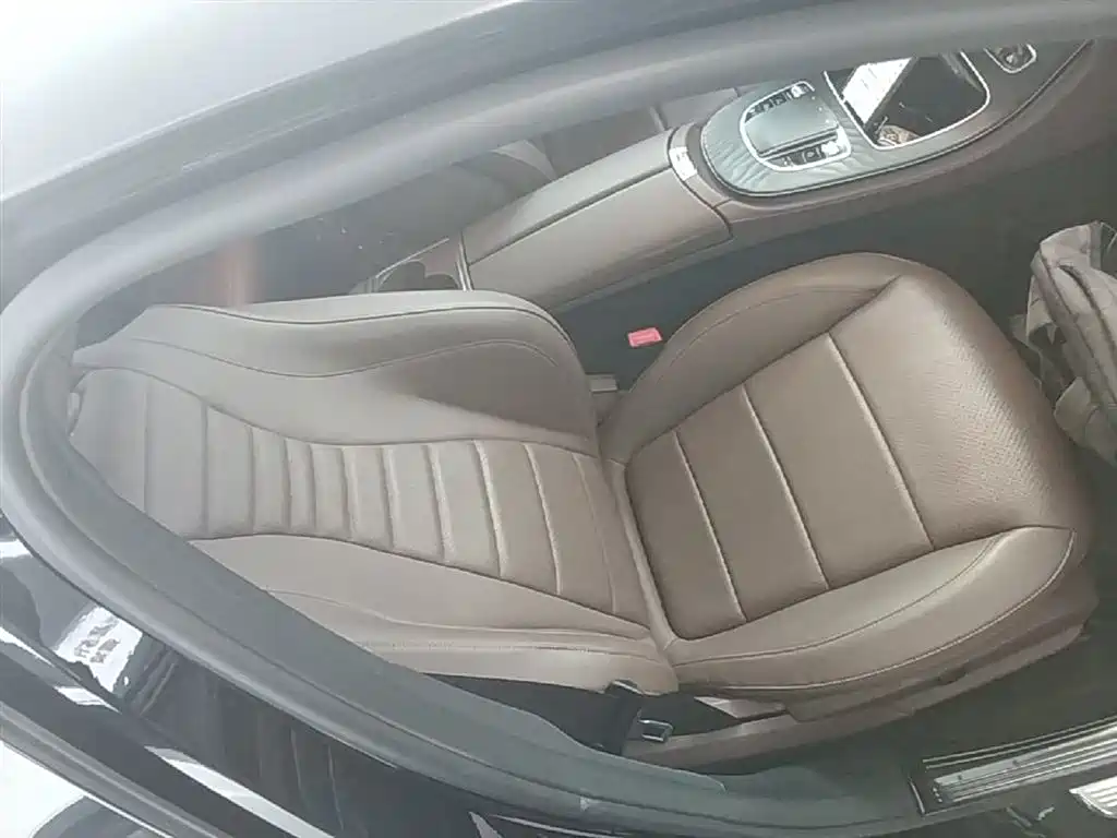 Mercedes-Benz E-Class 2019 E 300 L Sport Fashion фото 25