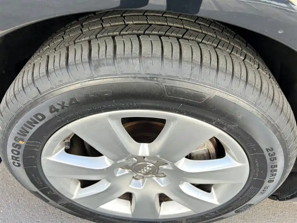 Audi A8 2012 A8L 45 TFSI quattro Luxury фото 18