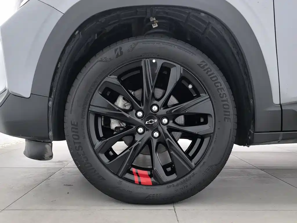 Chevrolet Trax 2021 2019 Redline 335T CVT Extreme Edition (China VI)