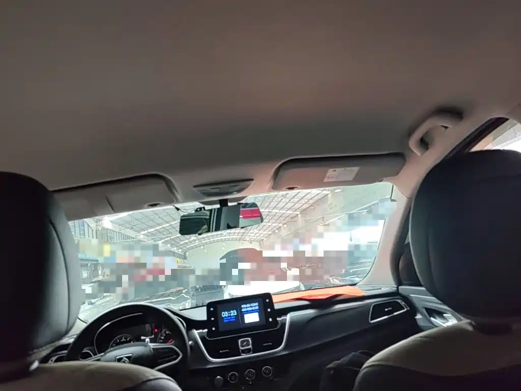 Baojun 730 2021 2021 1.5T CVT Fashion 7-Seater