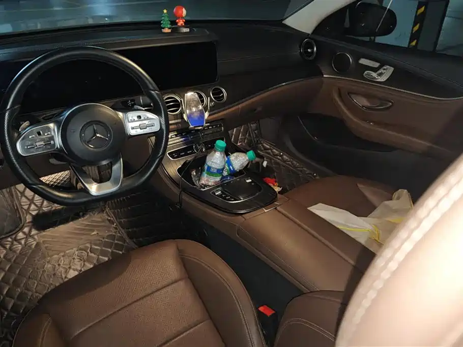 Mercedes-Benz E-Class 2020 E 300 L Sport Fashion Model фото 12