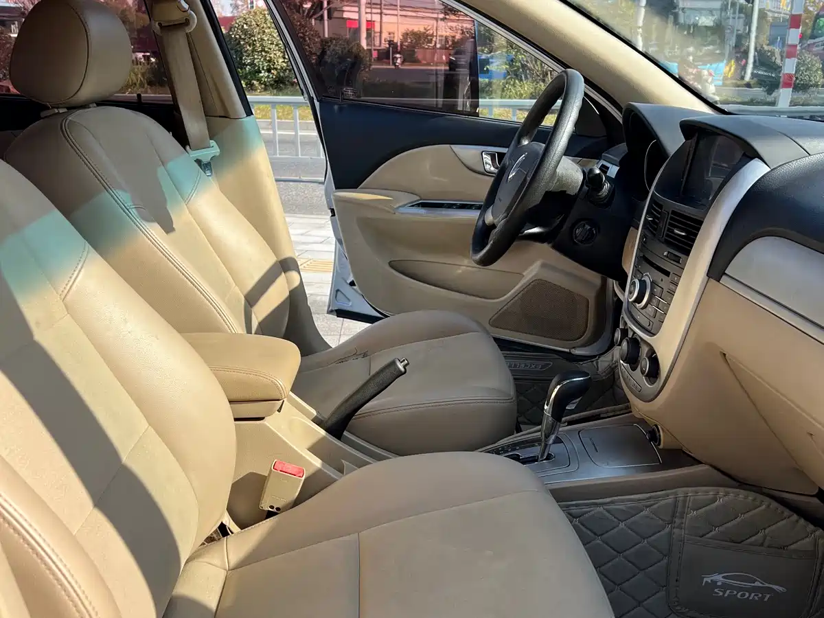 Buick Excelle 2013 1.5L Automatic Classic фото 9