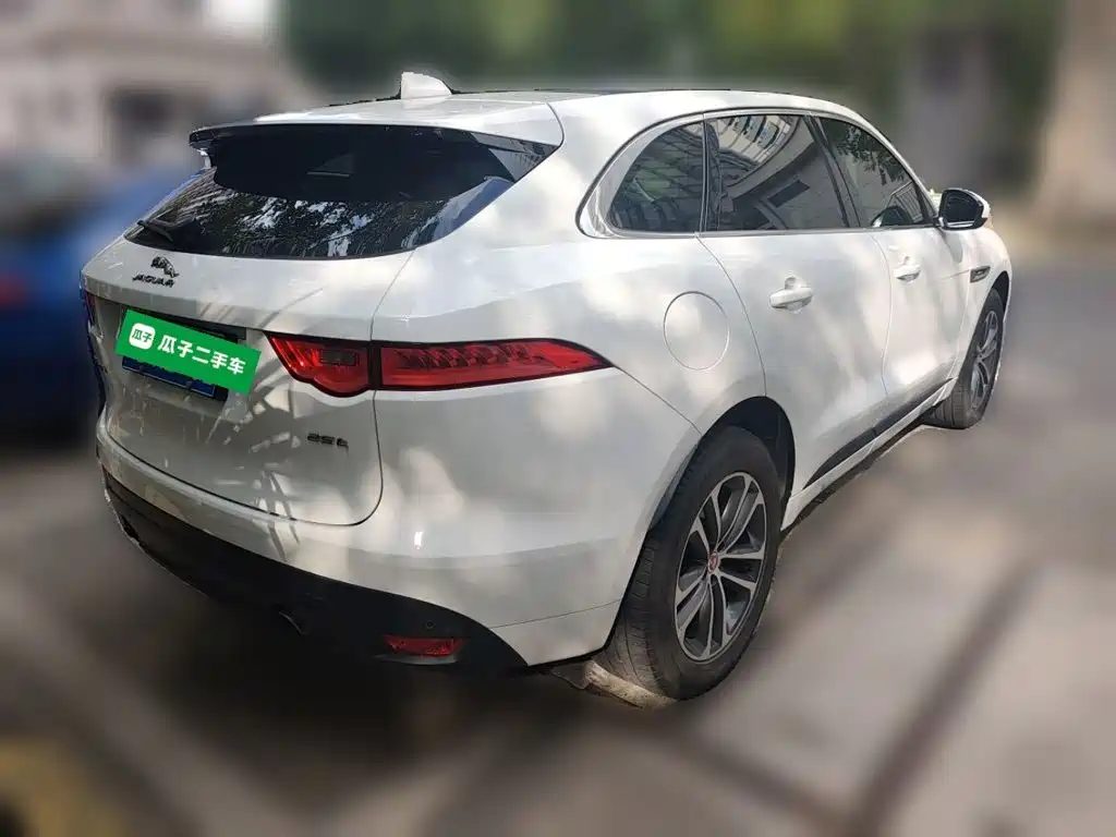 Jaguar F-PACE 2016 2016 2.0T FWD R-Sport Edition