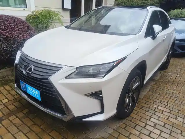 Lexus RX 2016 300 4WD Elegance Edition China VI — фото 1
