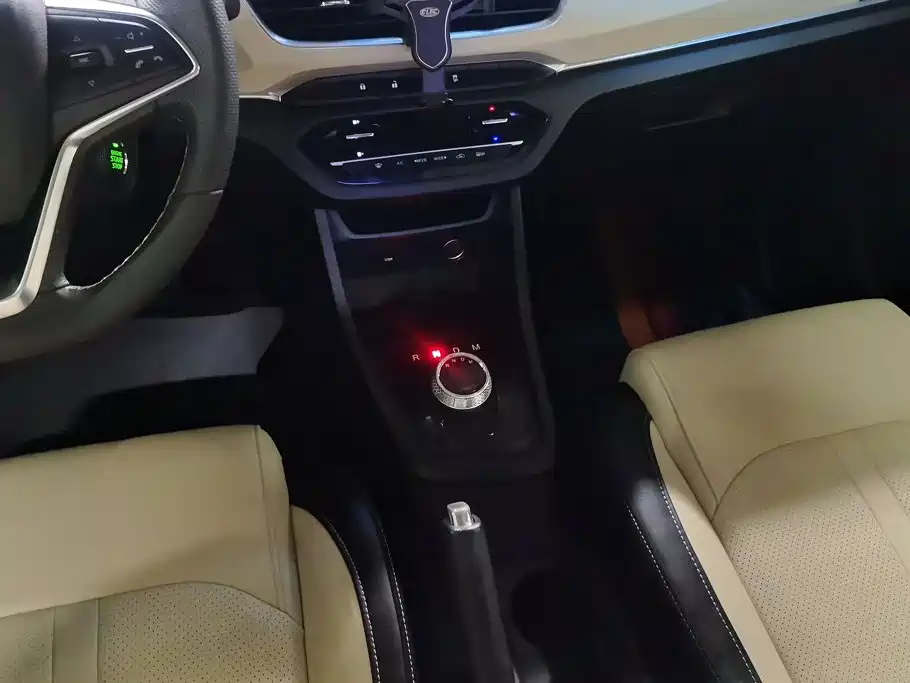 Baojun 360 2019 2018 1.5L Automatic Luxury (China V)