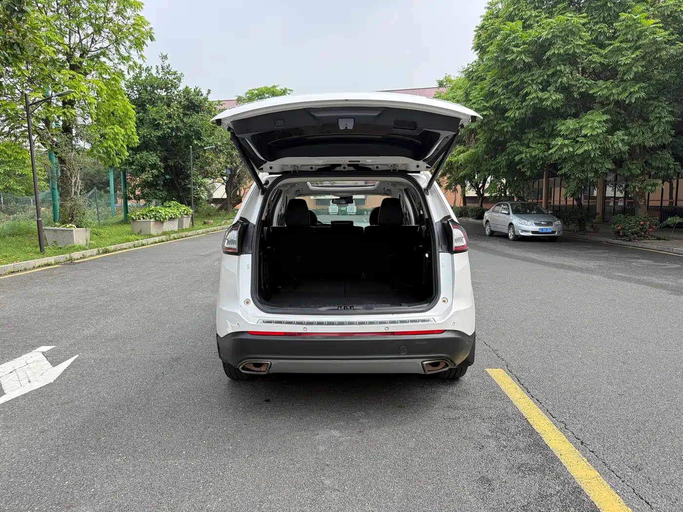 Ford Edge 2018 2018 EcoBoost 245 FWD Luxury 7-seater China V