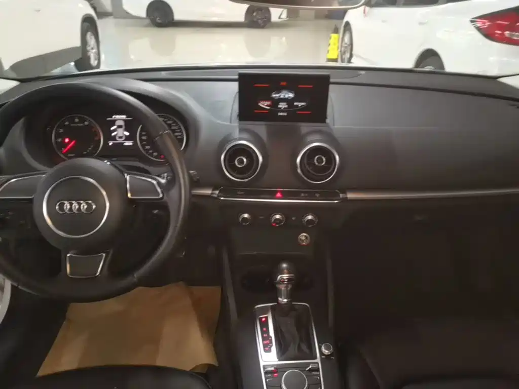 Фото 13 - Audi A3