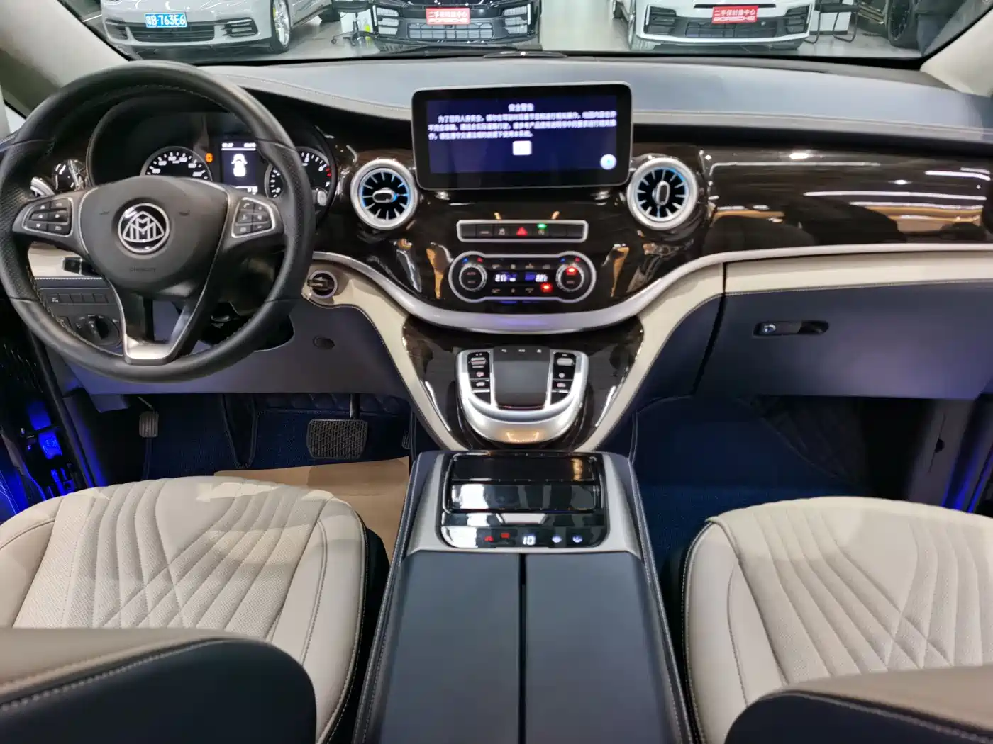 Mercedes-Benz Vito 2021 2.0T Business Edition 7-seater фото 8