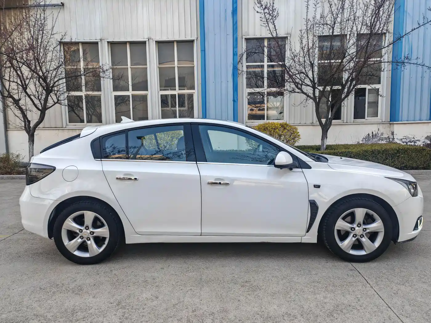 Chevrolet Cruze 2013 Hatchback 1.6T Automatic Flagship фото 4