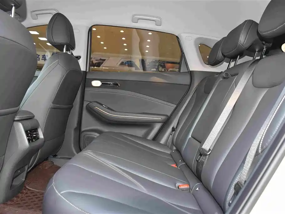 Baojun E6 2026 2026 Model 500km Enjoy Edition
