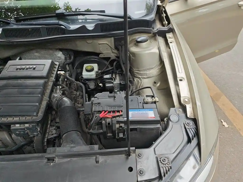 Volkswagen Bora 2018 1.5L Manual Fashion фото 22