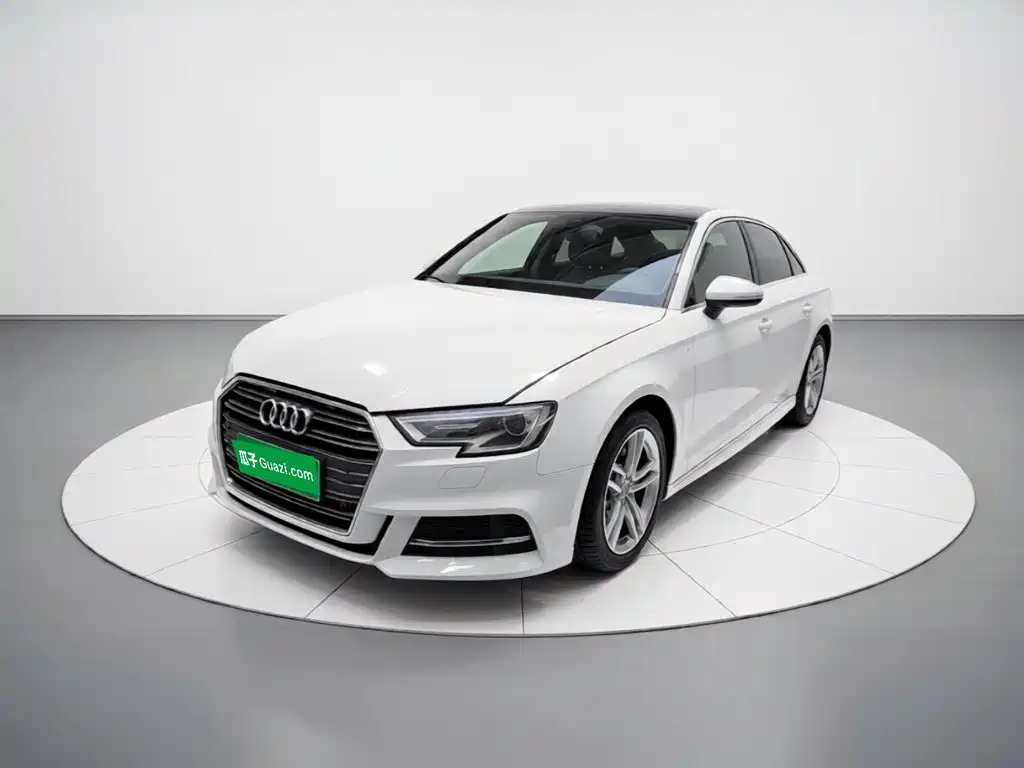 Фото 1 - Audi A3