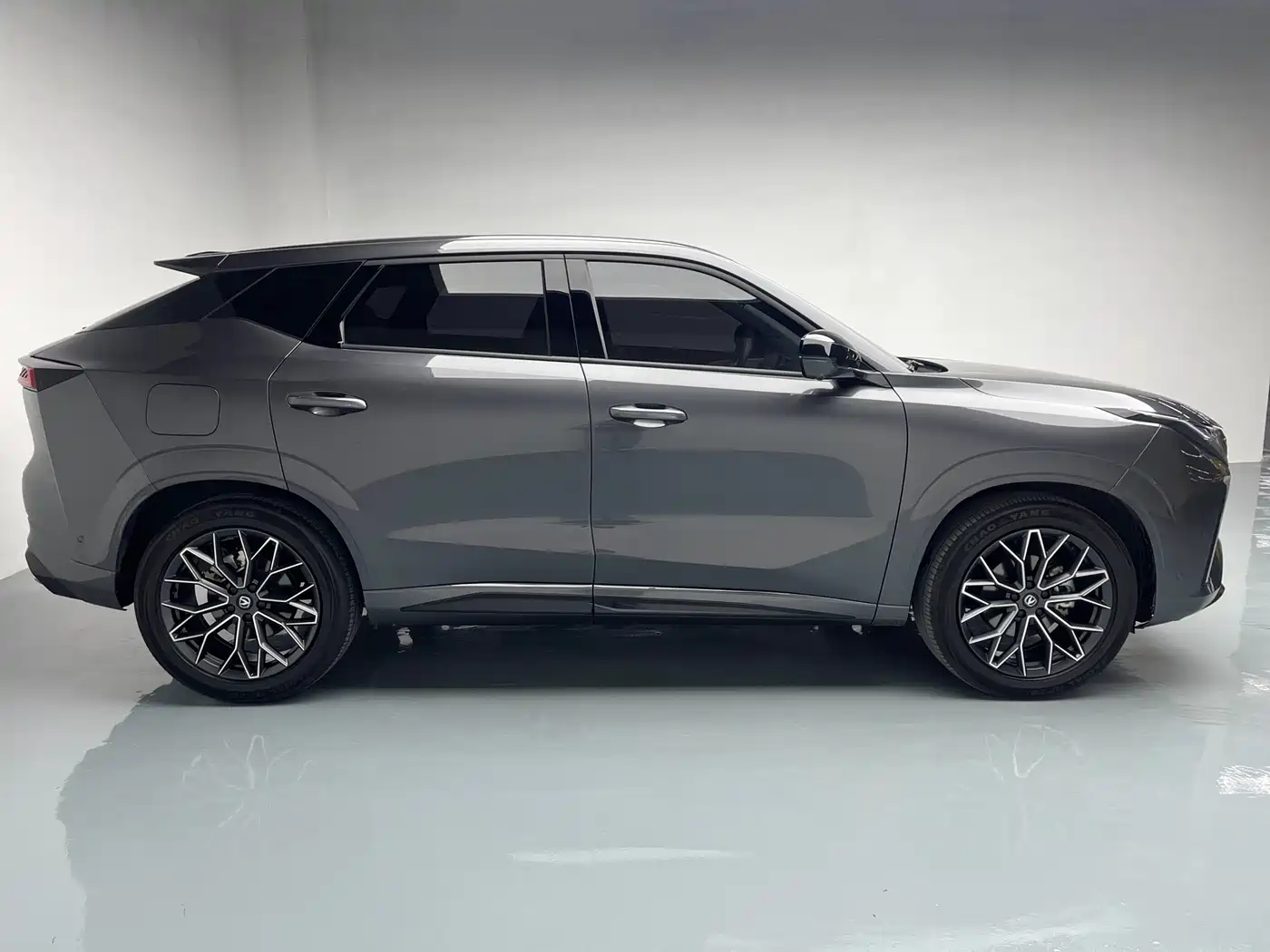 CHANGAN UNI Z NEW ENERGY