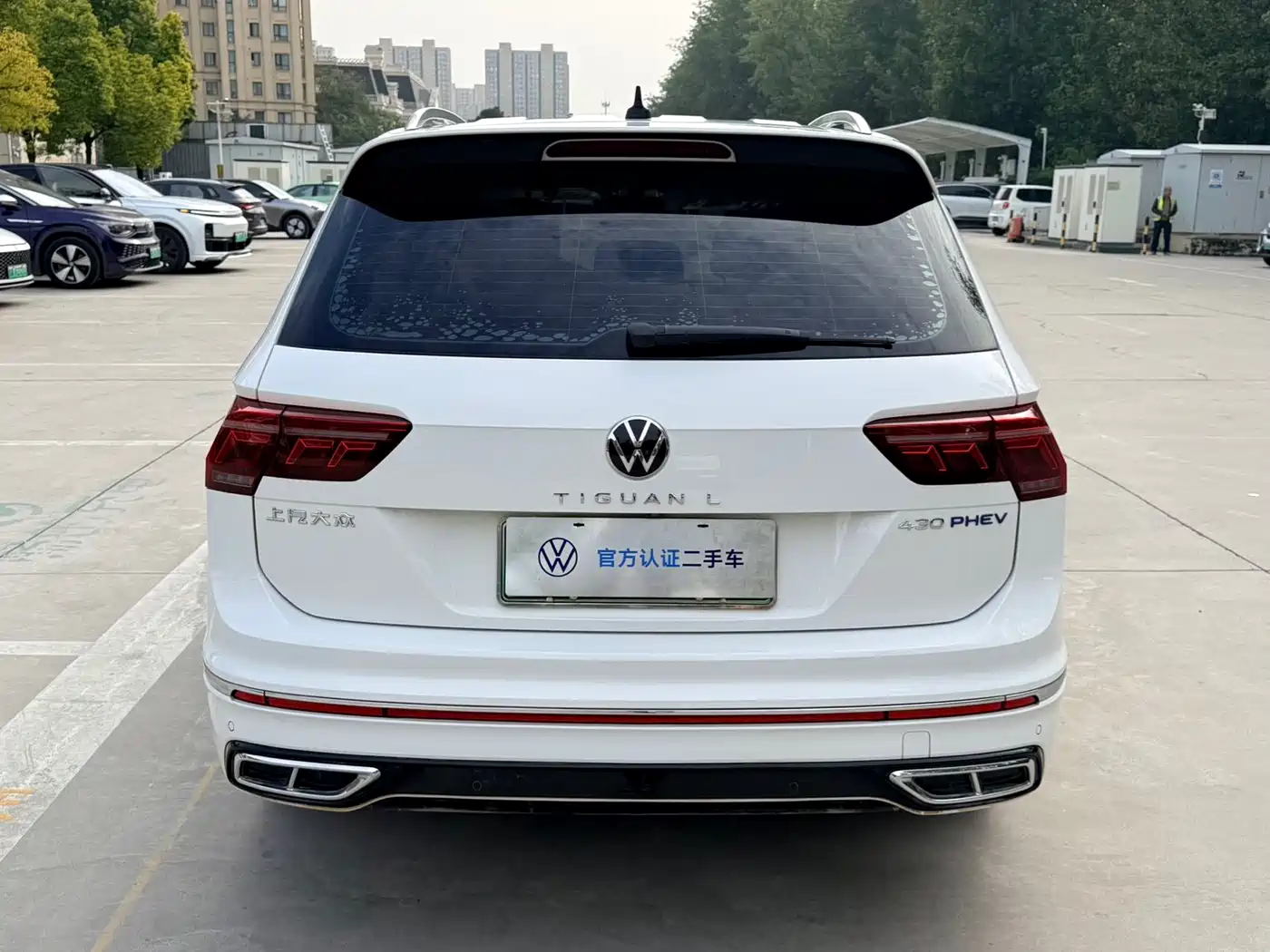 Volkswagen Tiguan L PHEV 2022 430PHEV Plug-in Hybrid Premium фото 5