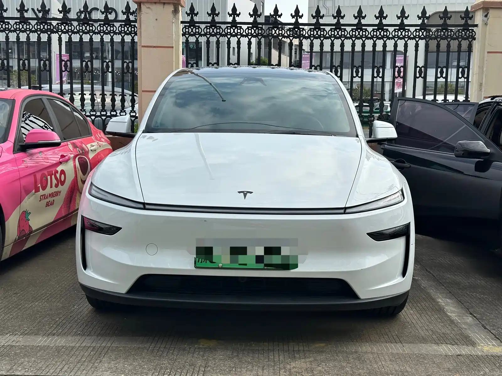 Фото 2 - Tesla Model Y L