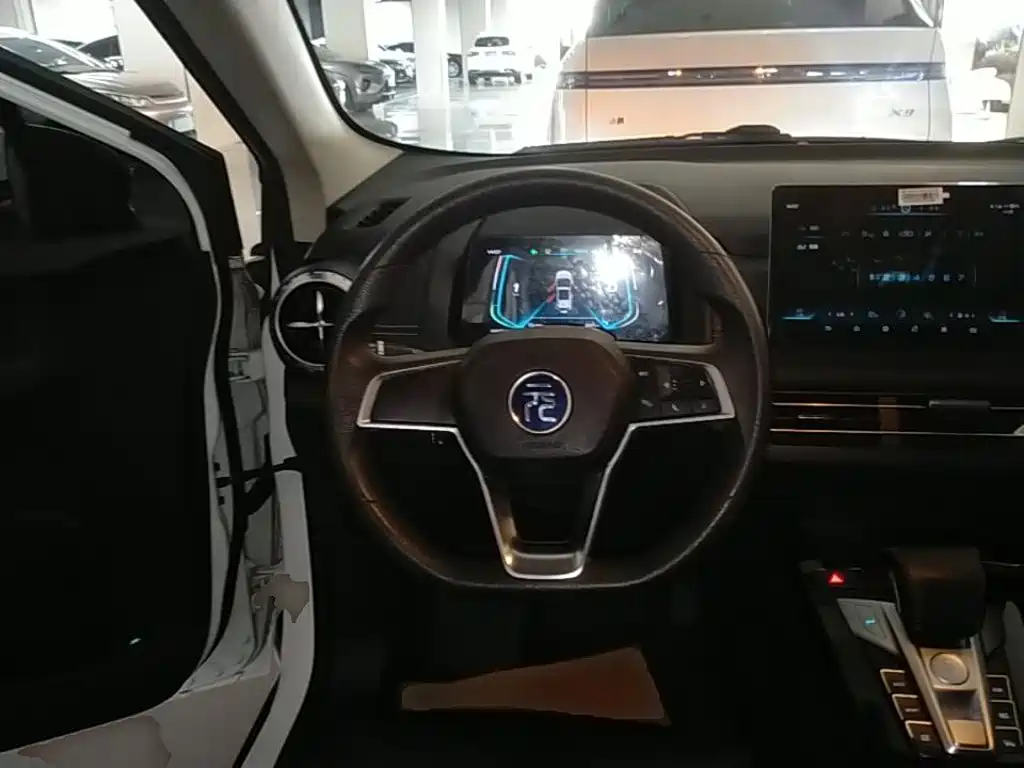 BYD Yuan New Energy 2020 2019 EV535 Smart Connected Trend Leader Type