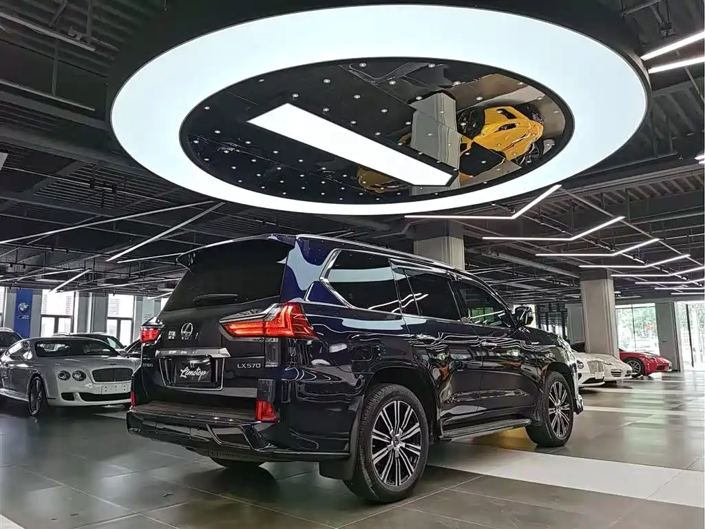 Lexus LX 2019 570 Peak Special Edition фото 4