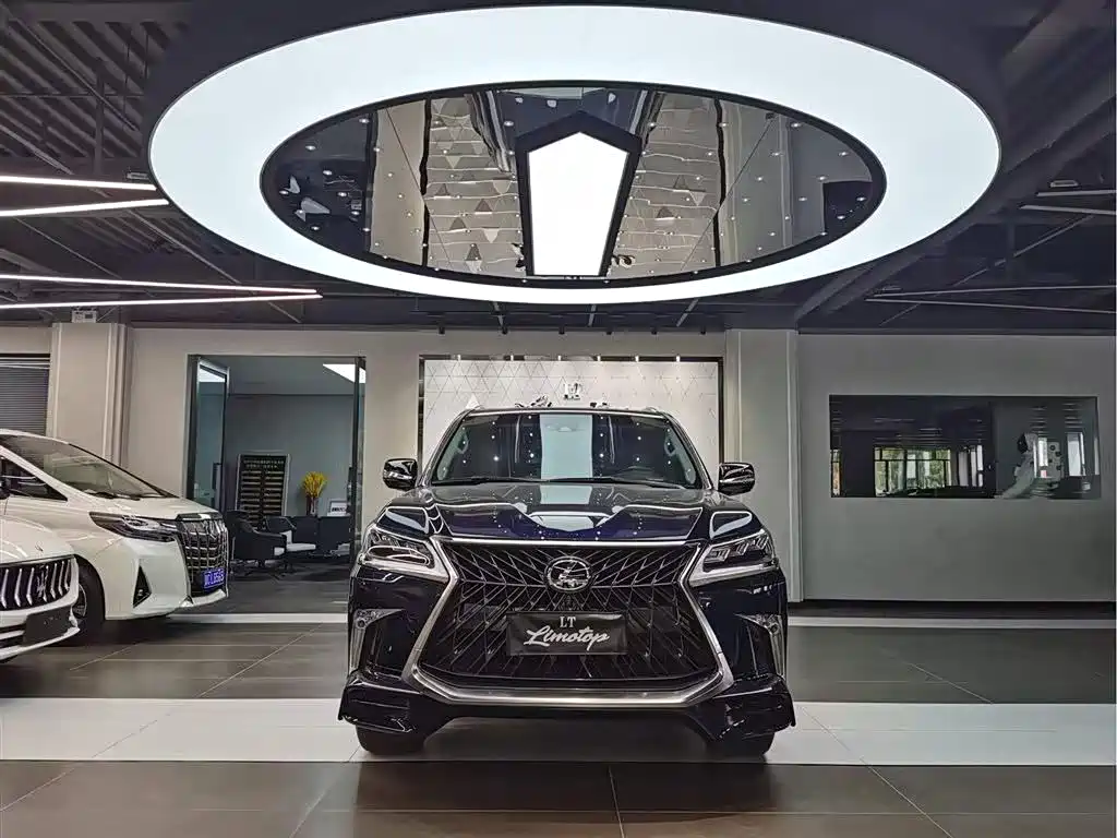 Lexus LX 2019 570 Peak Special Edition фото 2
