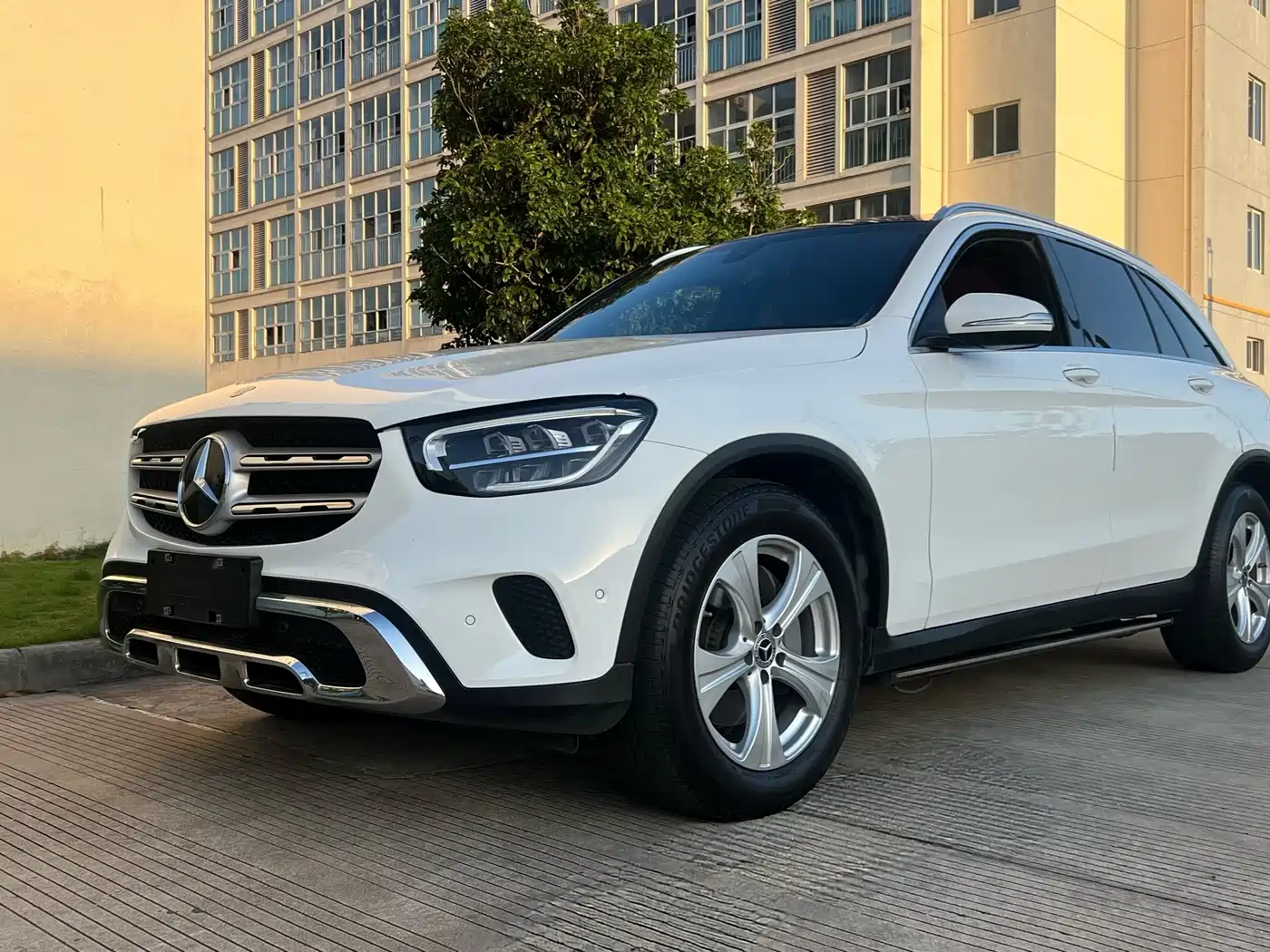 Mercedes-Benz GLC 2020 Facelift GLC 260 L 4MATIC Dynamic фото 2