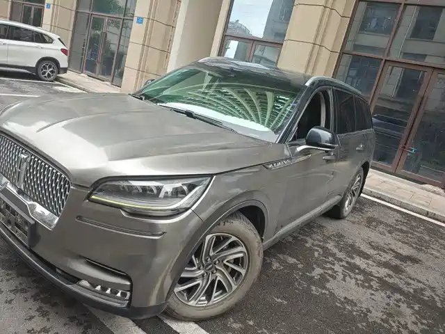 Lincoln Aviator 3.0T V6, Полный привод, Эксклюзив