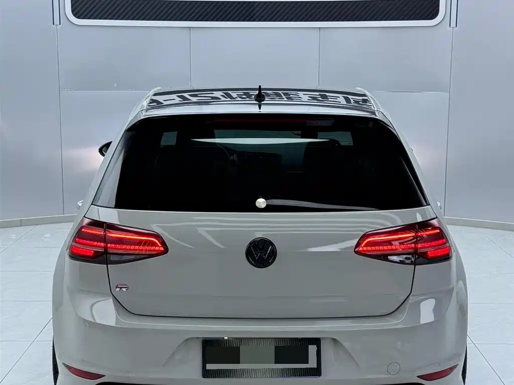Volkswagen Golf (Import) 2015 2.0TSI R фото 4