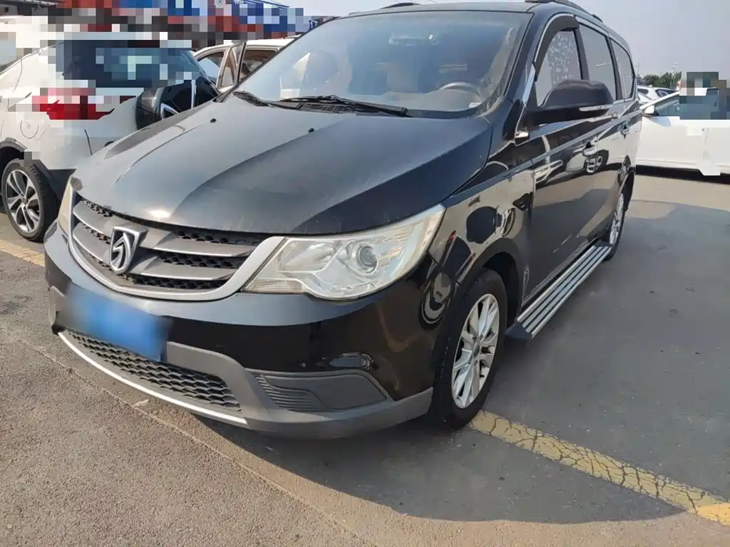Фото 12 - Baojun 730
