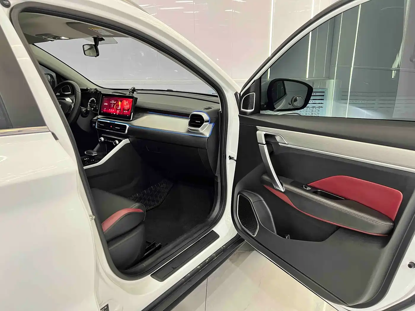 GEELY AUTOMOBILE BINYUE