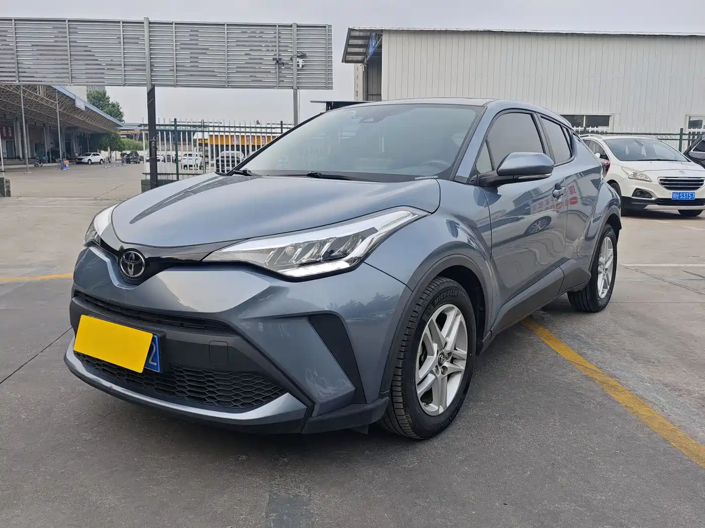 Toyota C-HR 2021 2.0L Luxury Edition