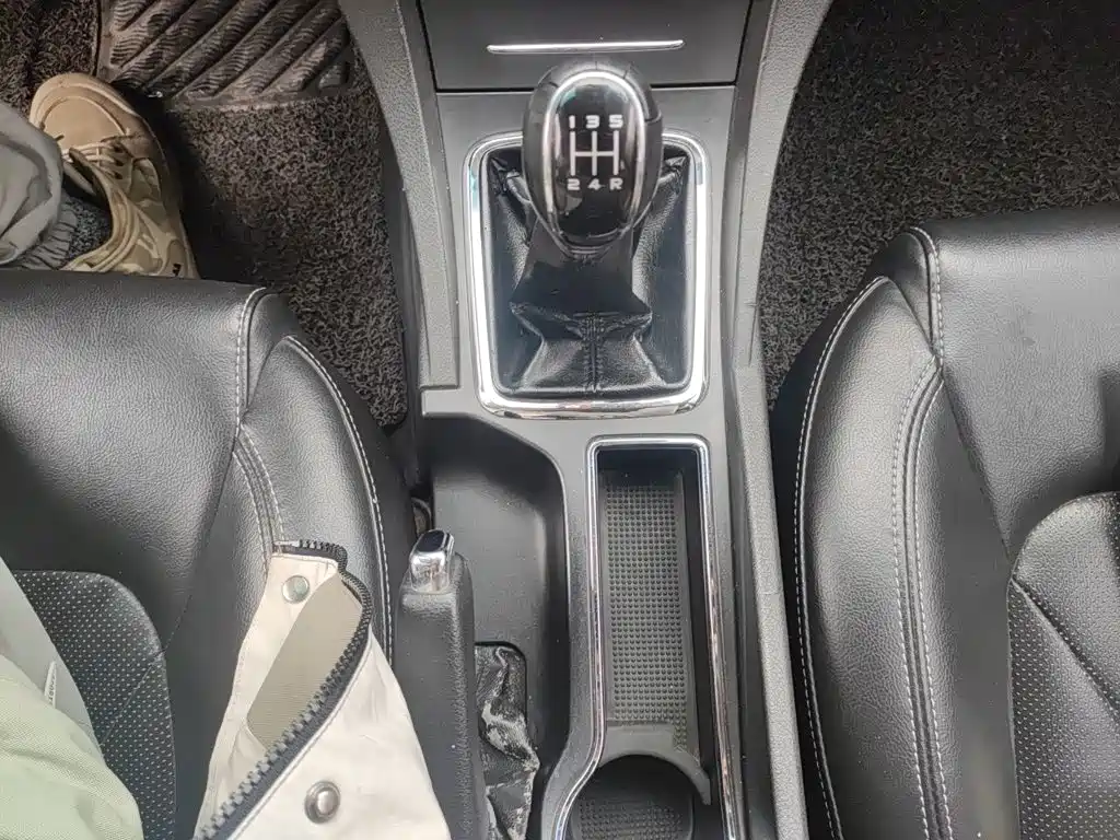 Geely Emgrand 2016 2017 Sedan Million Edition 1.5L Manual Upward