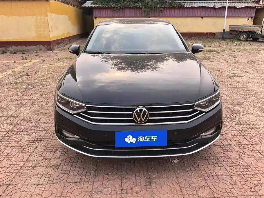 Volkswagen Magotan 2021 330TSI DSG 30th Anniversary Edition фото 2