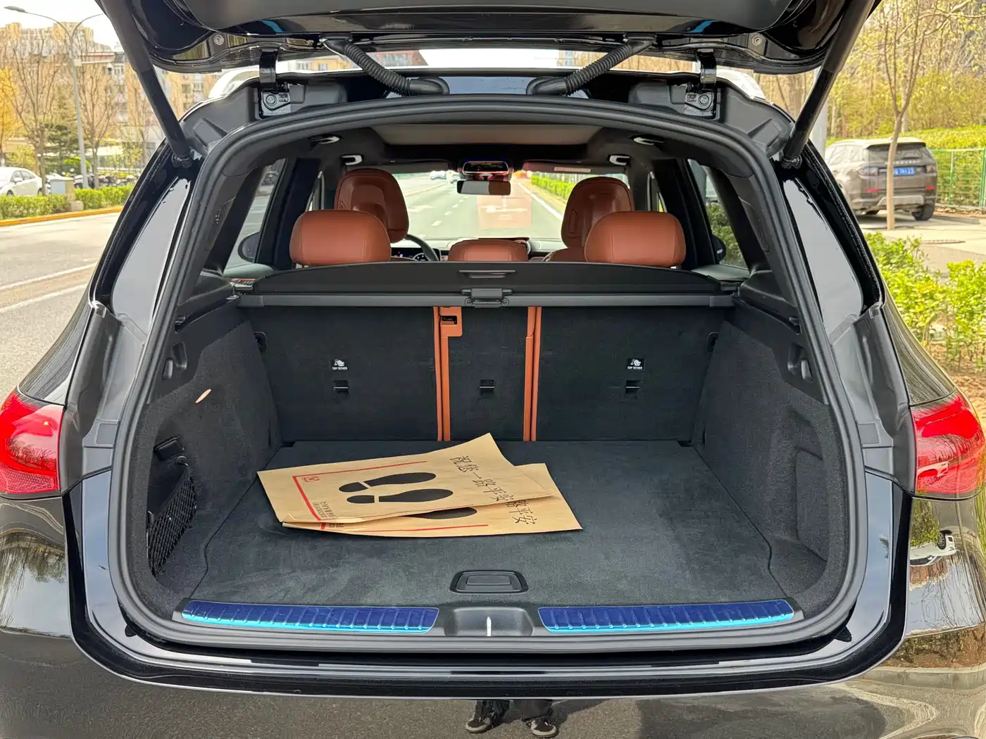 Mercedes-Benz GLC 2024 GLC 260 L 4MATIC Luxury 5-seater фото 24