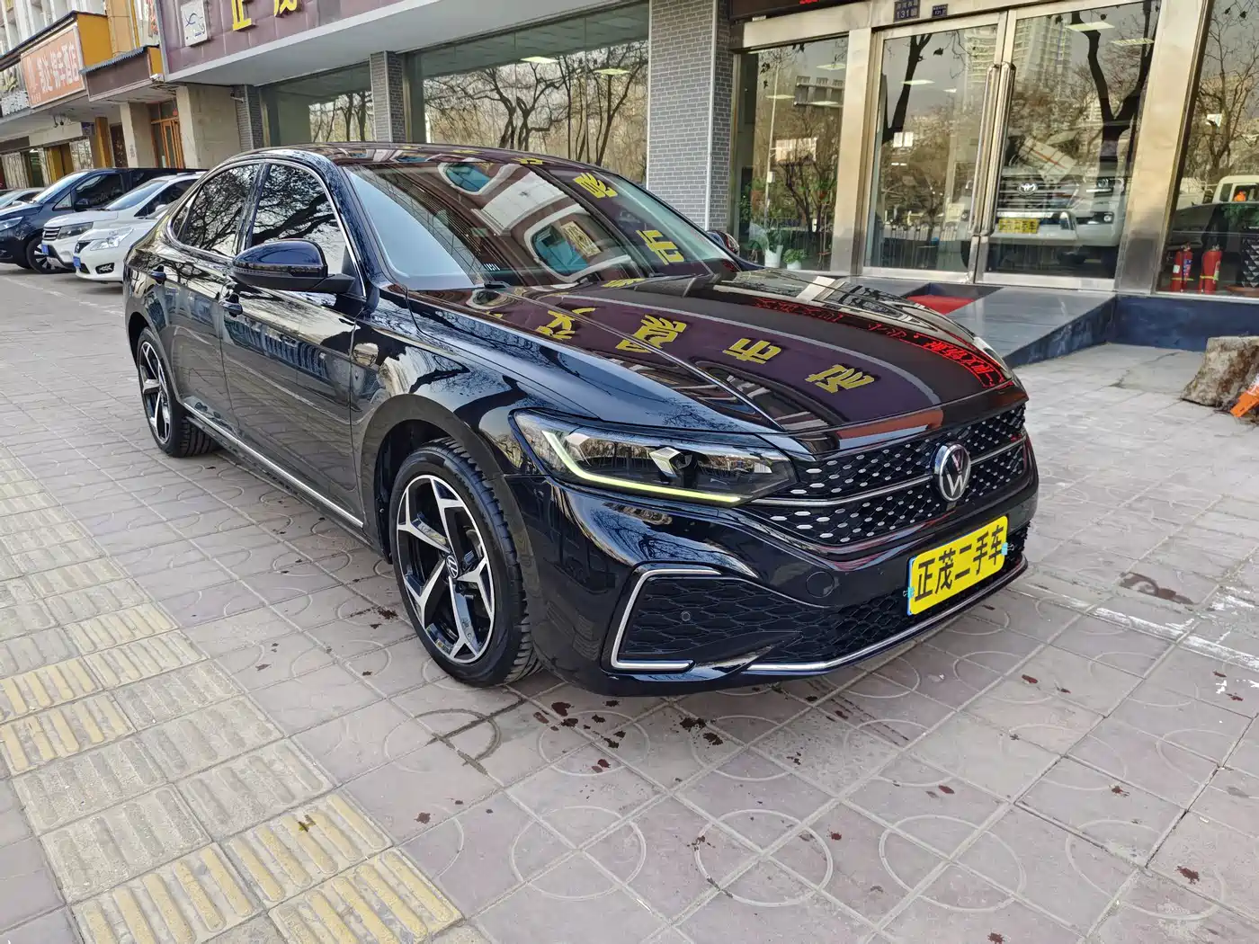 Volkswagen Passat 2023 330TSI Starlight Elite Edition фото 3