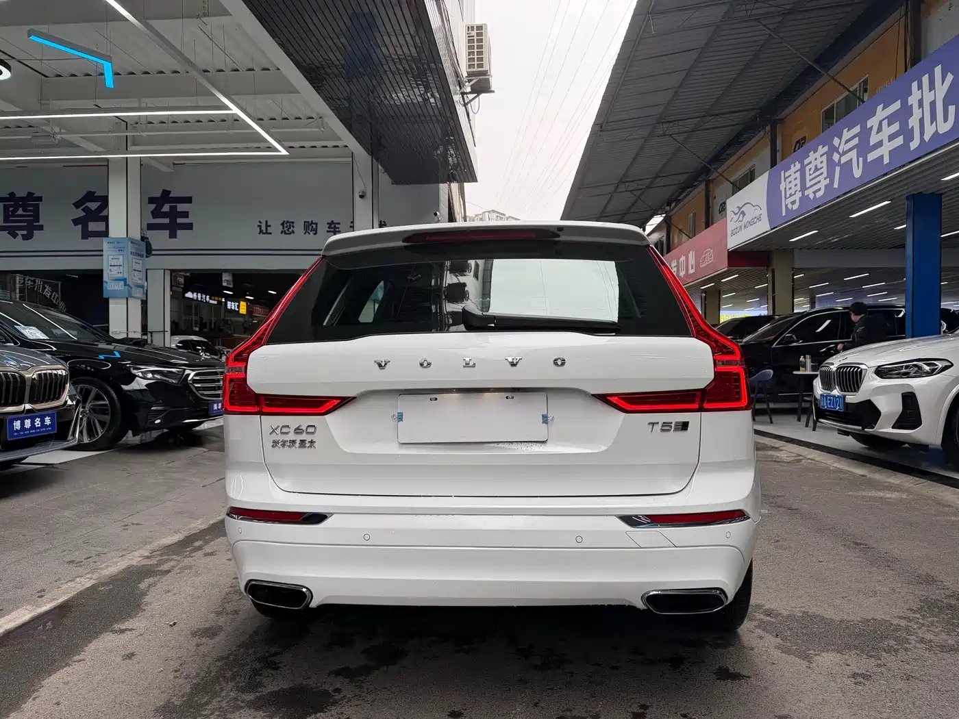 Фото 23 - Volvo XC60