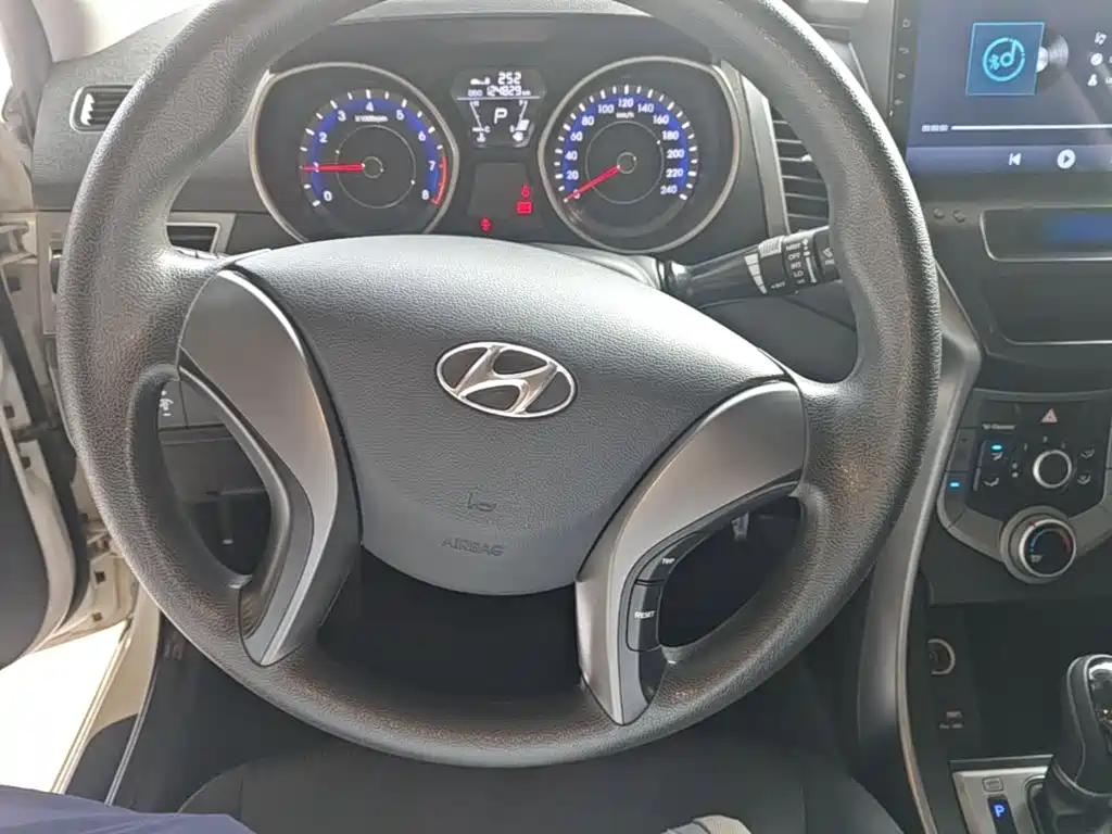 Hyundai Langdong 2017 2016 1.6L Automatic Smart Edition