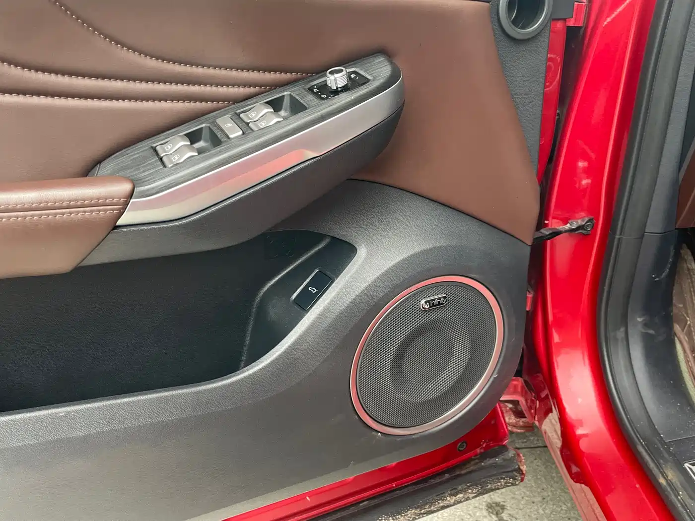 WEI PAI WEI BRAND VV5