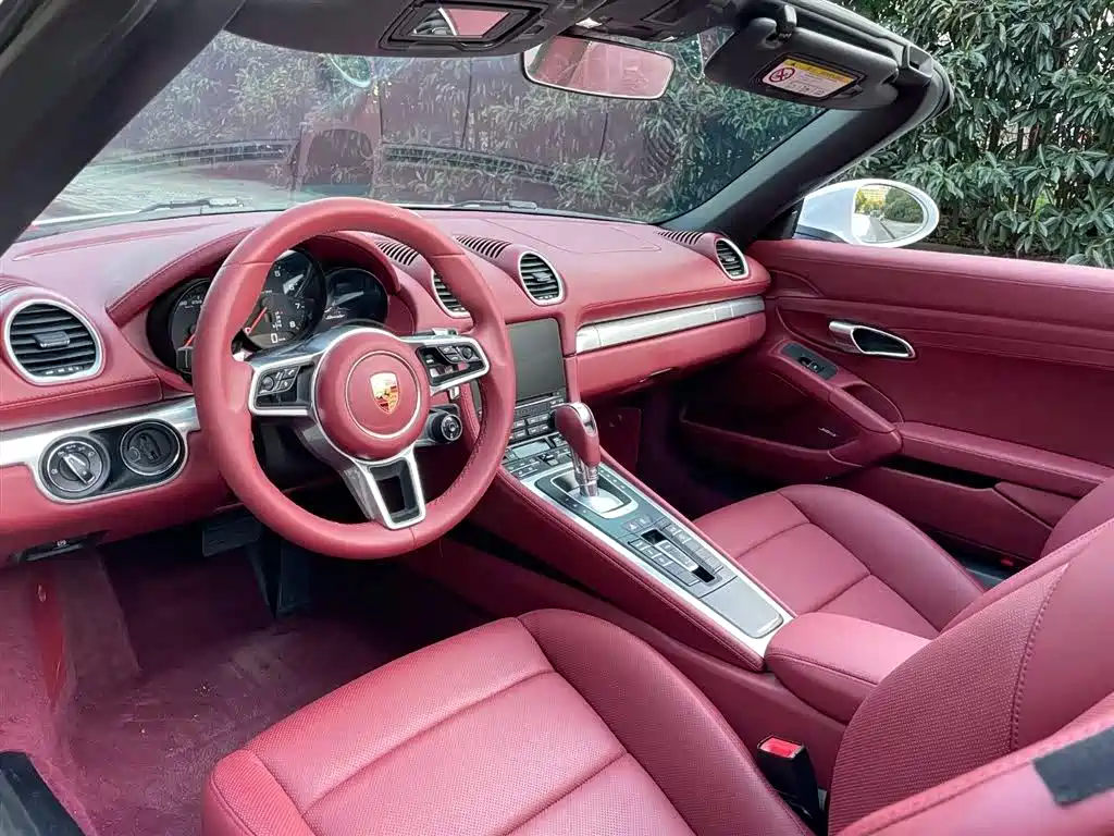Porsche 718 2016 Boxster 2.0T фото 8