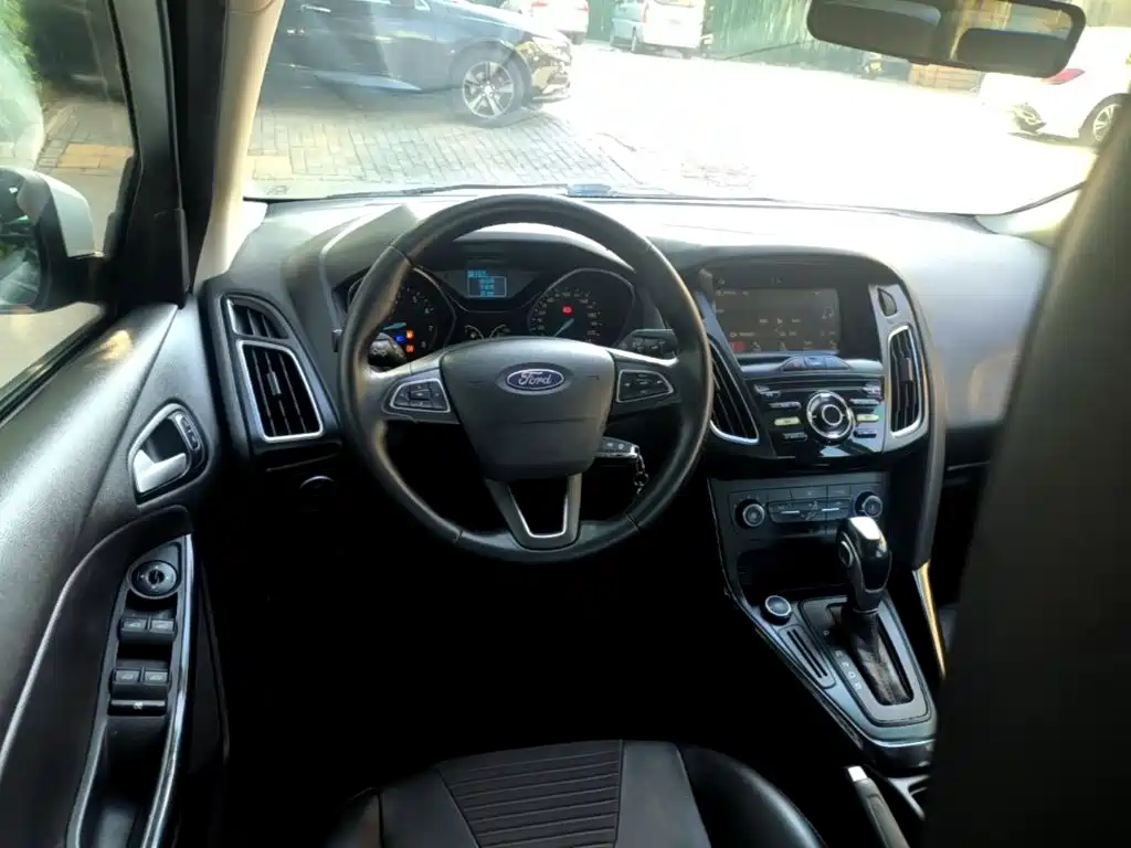 Ford Focus 2018 2018 Sedan Classic 1.6L Automatic Trend Smart Edition