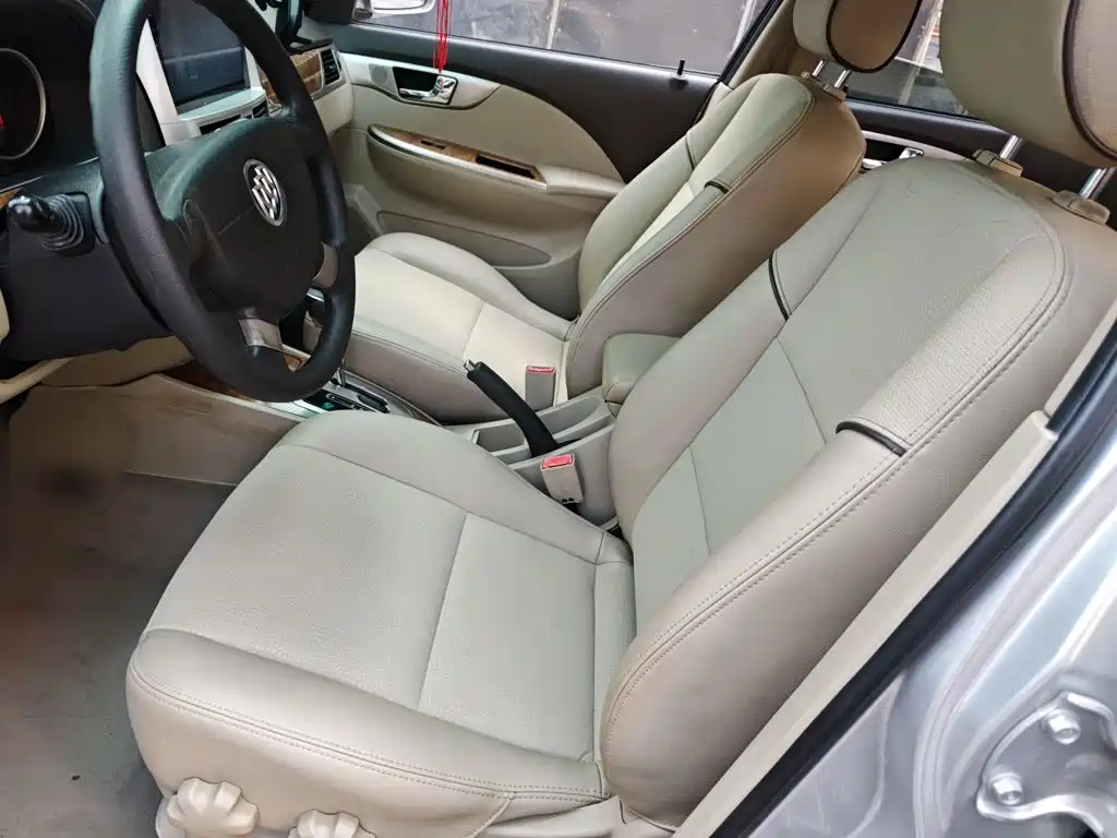 Фото 11 - Buick Excelle