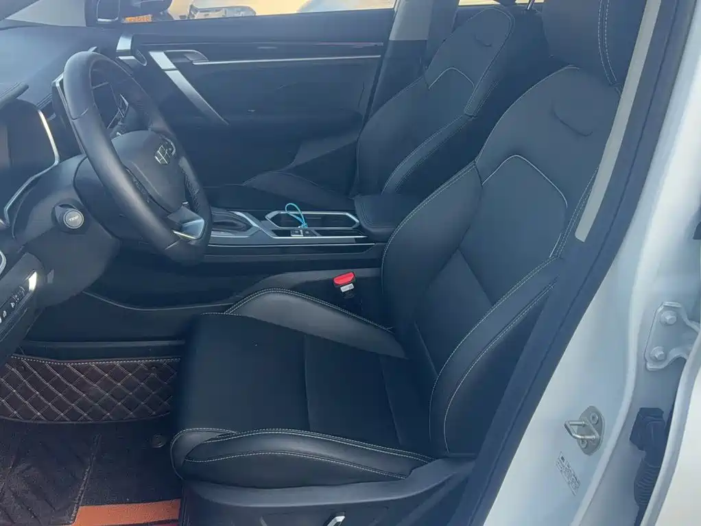 Geely Coolray 2025 2025 1.5L CVT Super Edition MAX