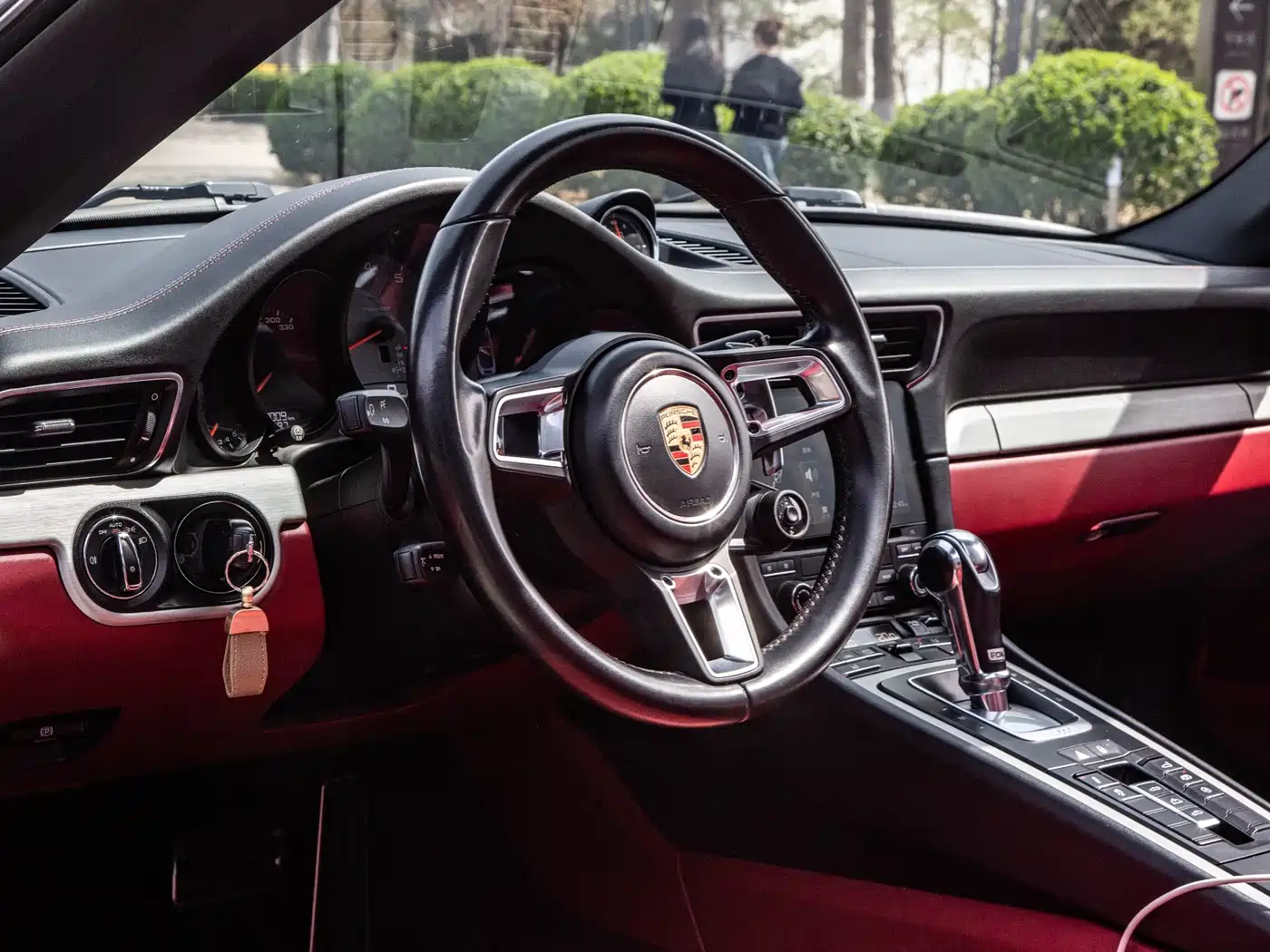 Porsche 911 2016 Carrera 4S Cabriolet 3.0T фото 11