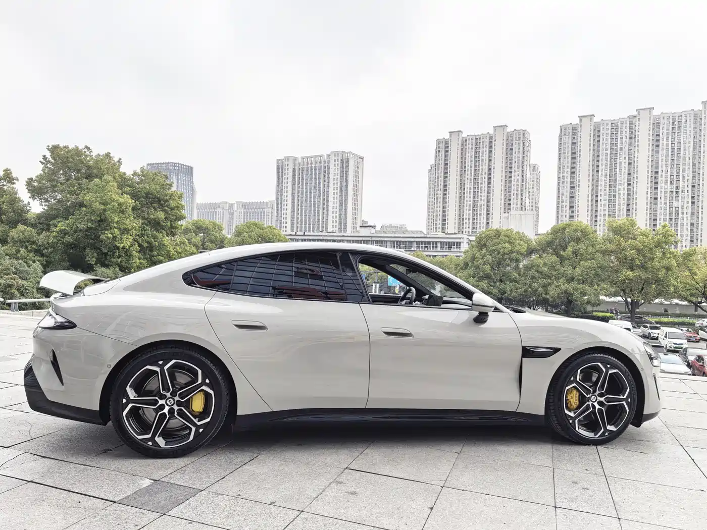 XIAOMI CAR XIAOMI SU7