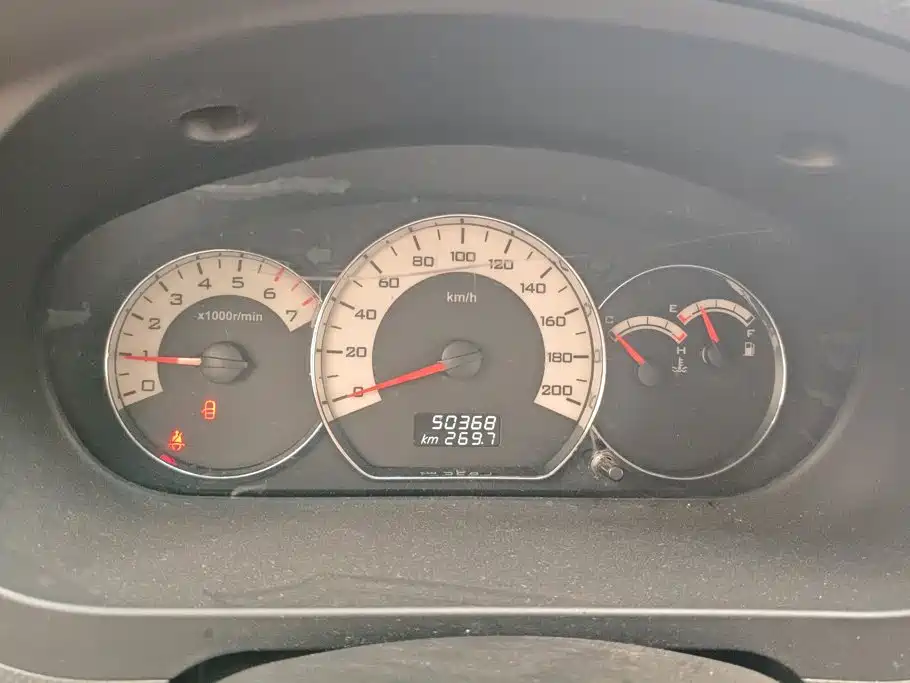 Wuling Motors Wuling Hongguang 2013 2013 1.5L Luxury