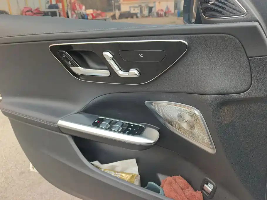 Фото 6 - Mercedes-Benz C-Class