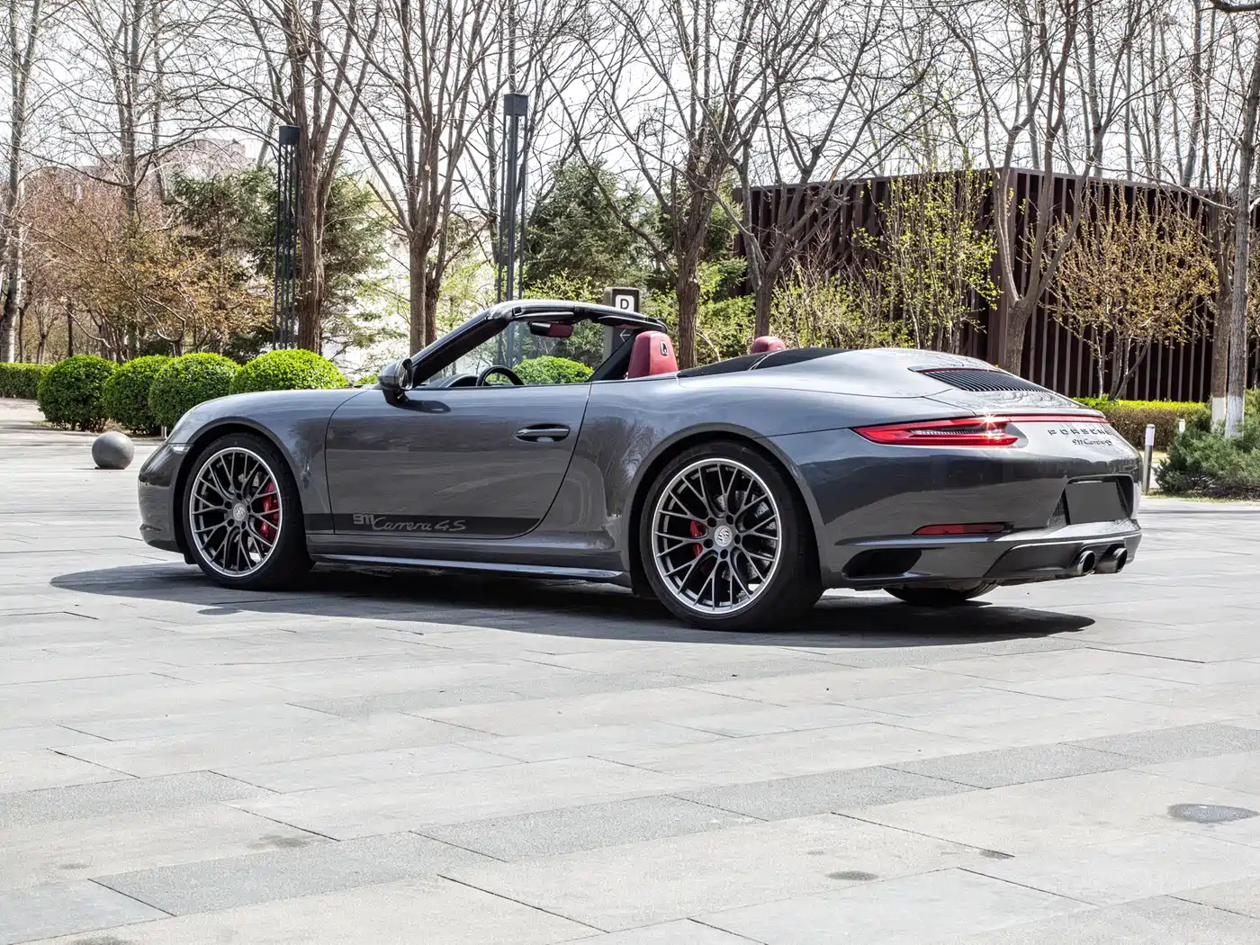 Porsche 911 2016 Carrera 4S Cabriolet 3.0T фото 9