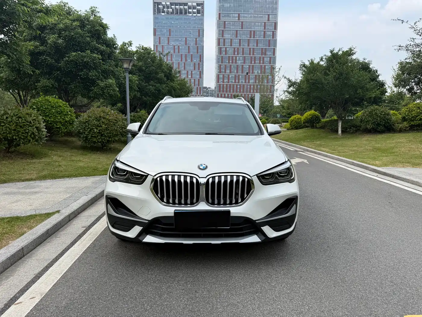 BMW X1 2020 sDrive20Li Premium Edition фото 2