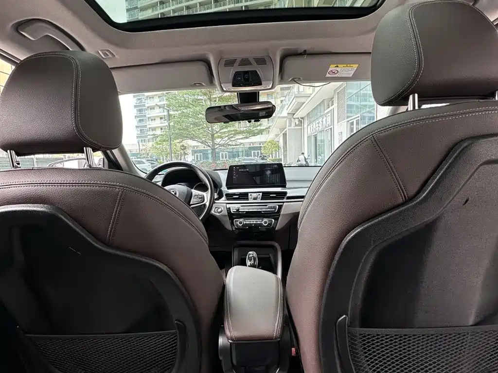 BMW X1 2021 sDrive20Li Fashion фото 19