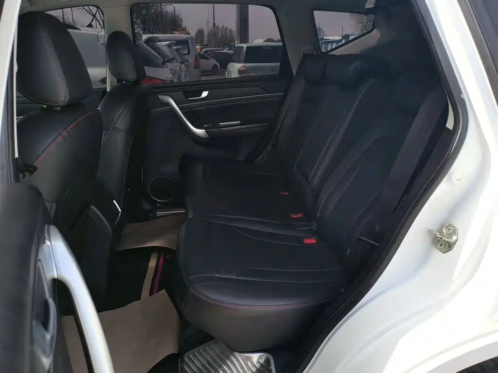 Haval M6 2018 2017 1.5T Automatic 2WD Elite