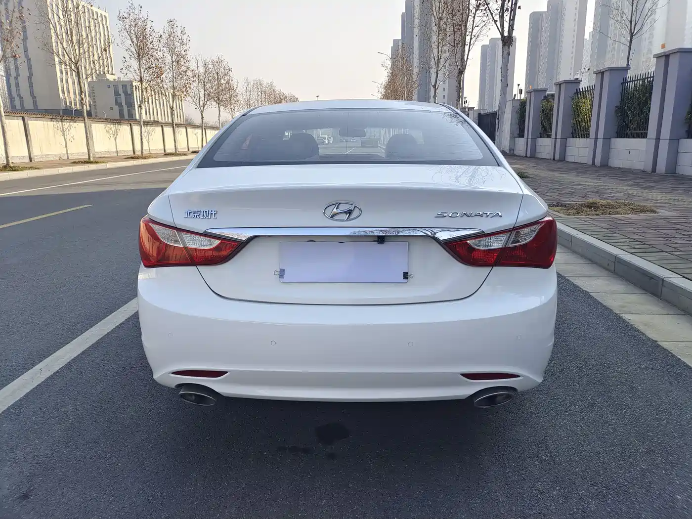 Hyundai Sonata 2015 Classic 2.0L Automatic Luxury Edition фото 15