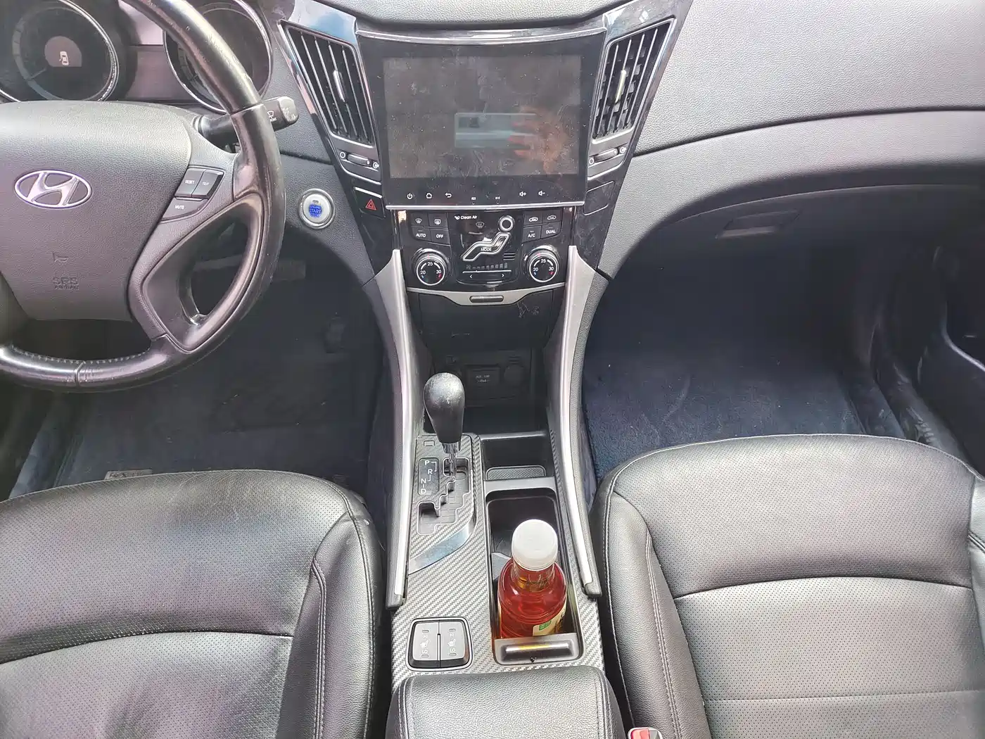 Hyundai Sonata 2015 Classic 2.0L Automatic Luxury Edition фото 10